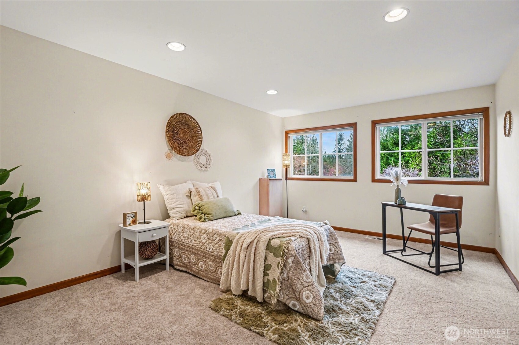 19510 223rd Avenue NE, Woodinville, WA 98077