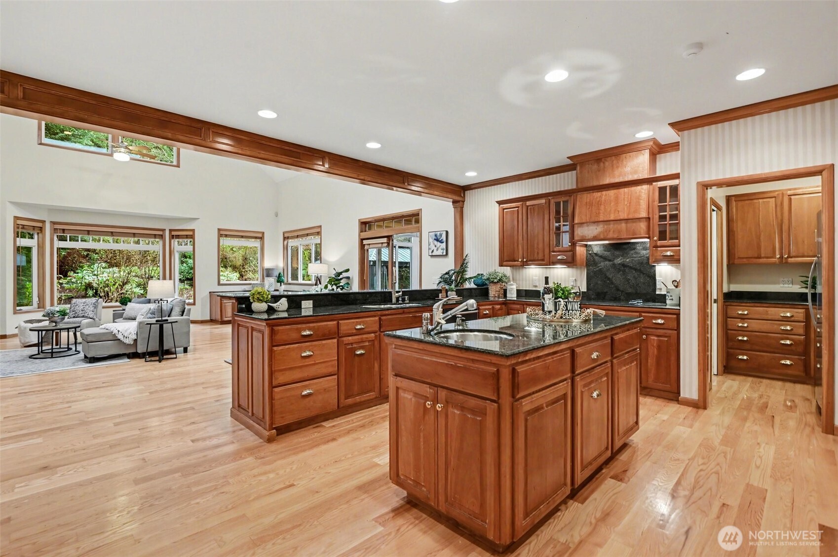 19510 223rd Avenue NE, Woodinville, WA 98077