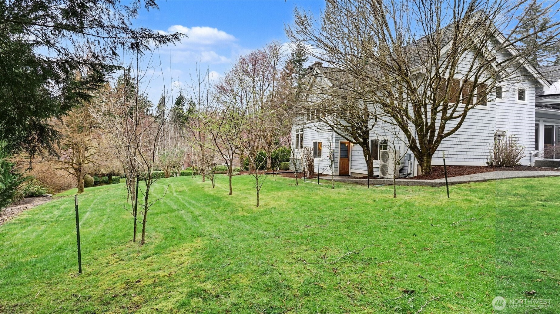 19510 223rd Avenue NE, Woodinville, WA 98077