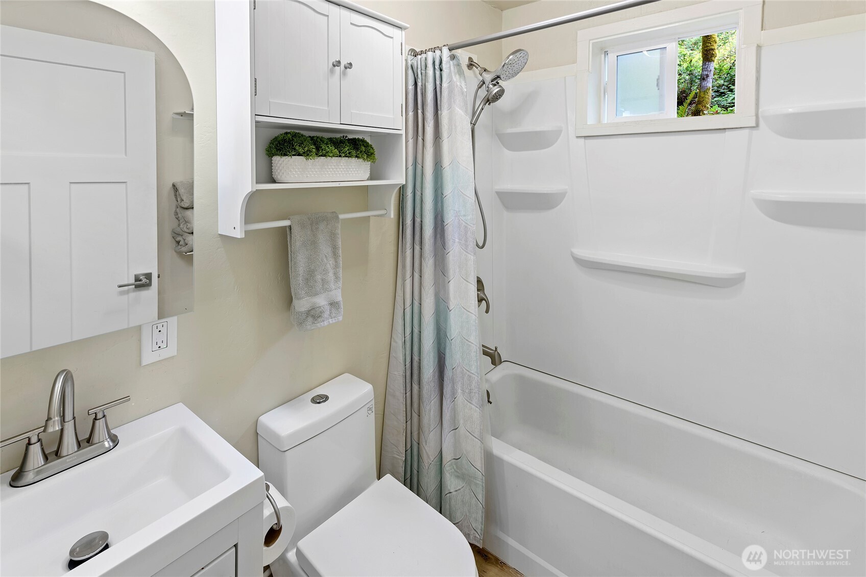 304314 Highway 101 , Brinnon, WA 98320