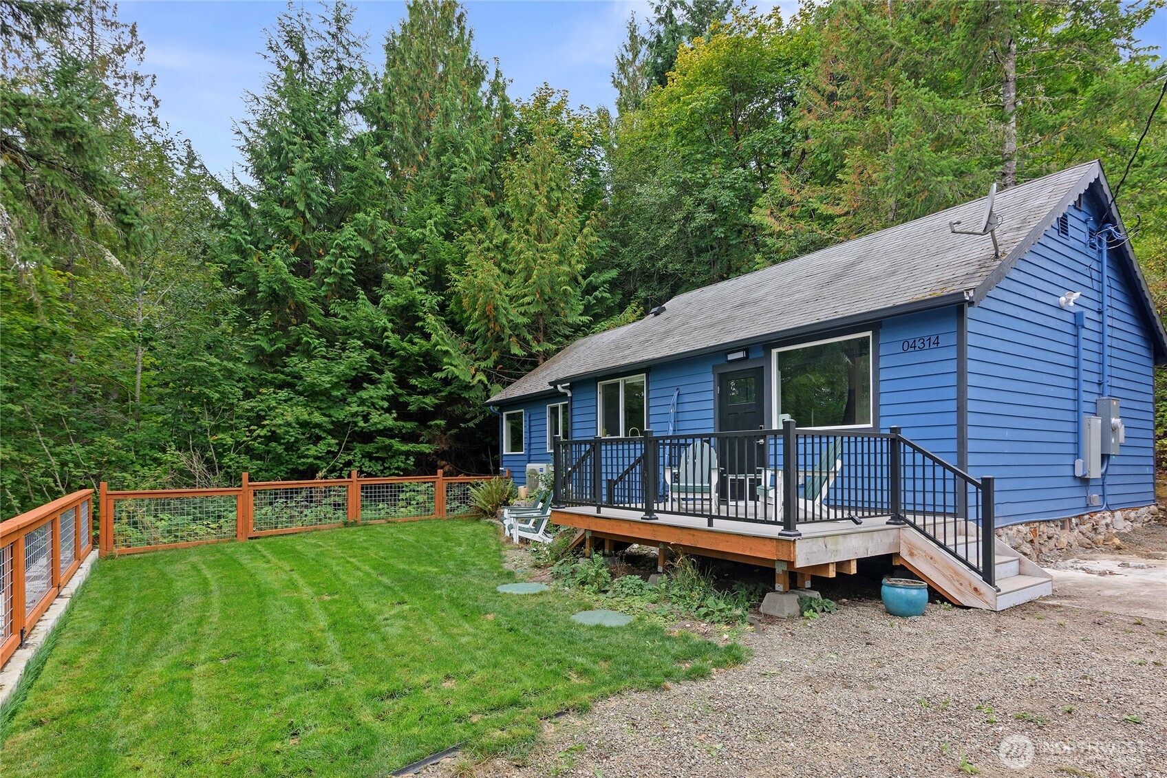 304314 Highway 101 , Brinnon, WA 98320