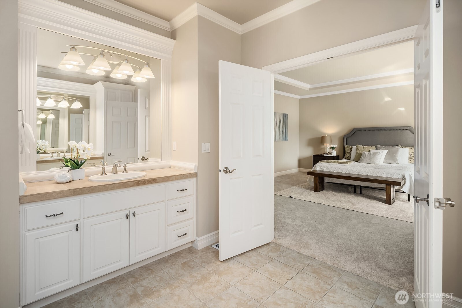 2098 211th Place SE, Sammamish, WA 98075