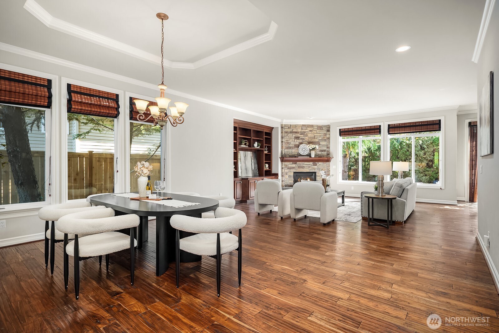 2098 211th Place SE, Sammamish, WA 98075