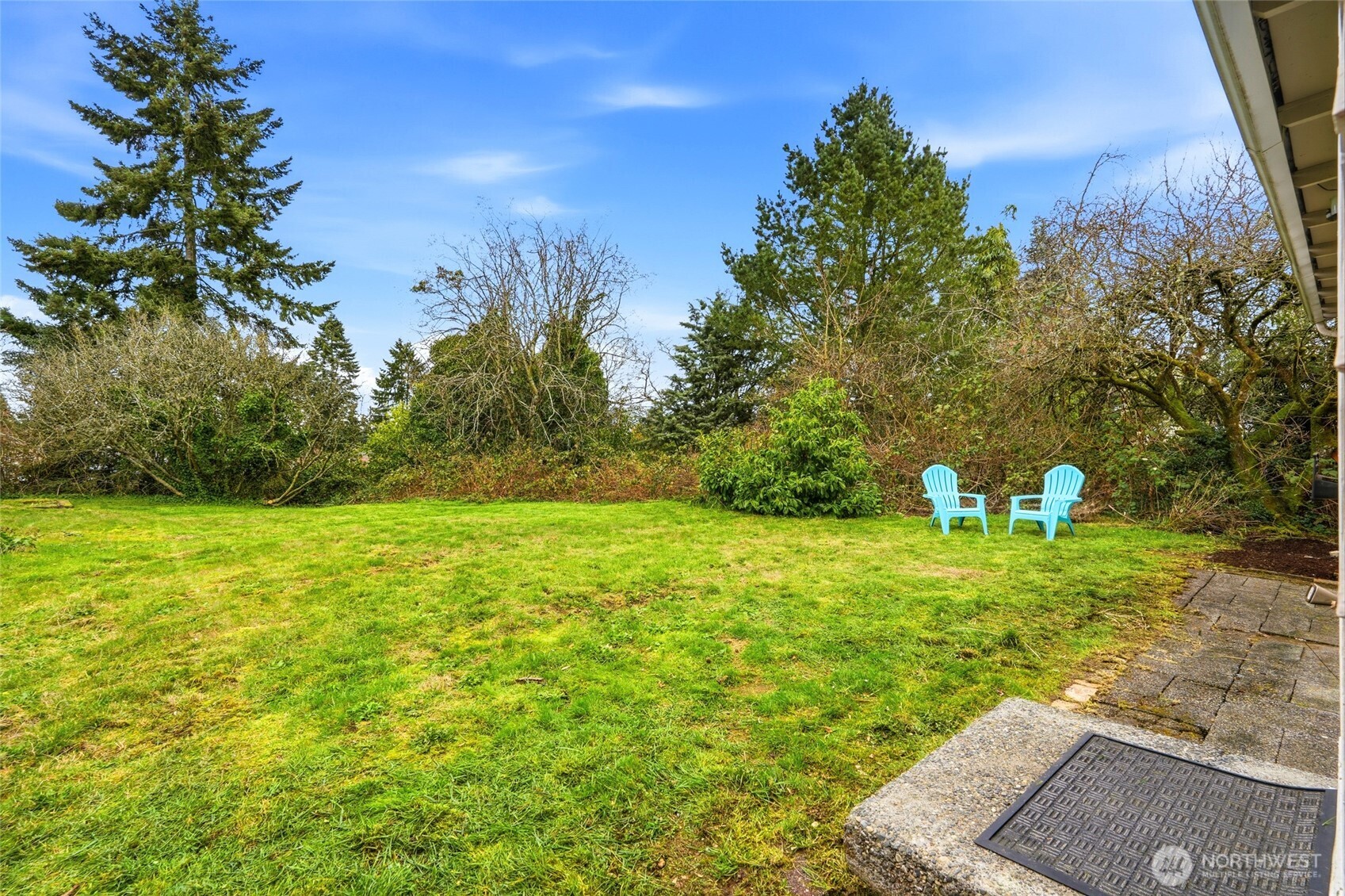 220 SW 137th St , Burien, WA 98166