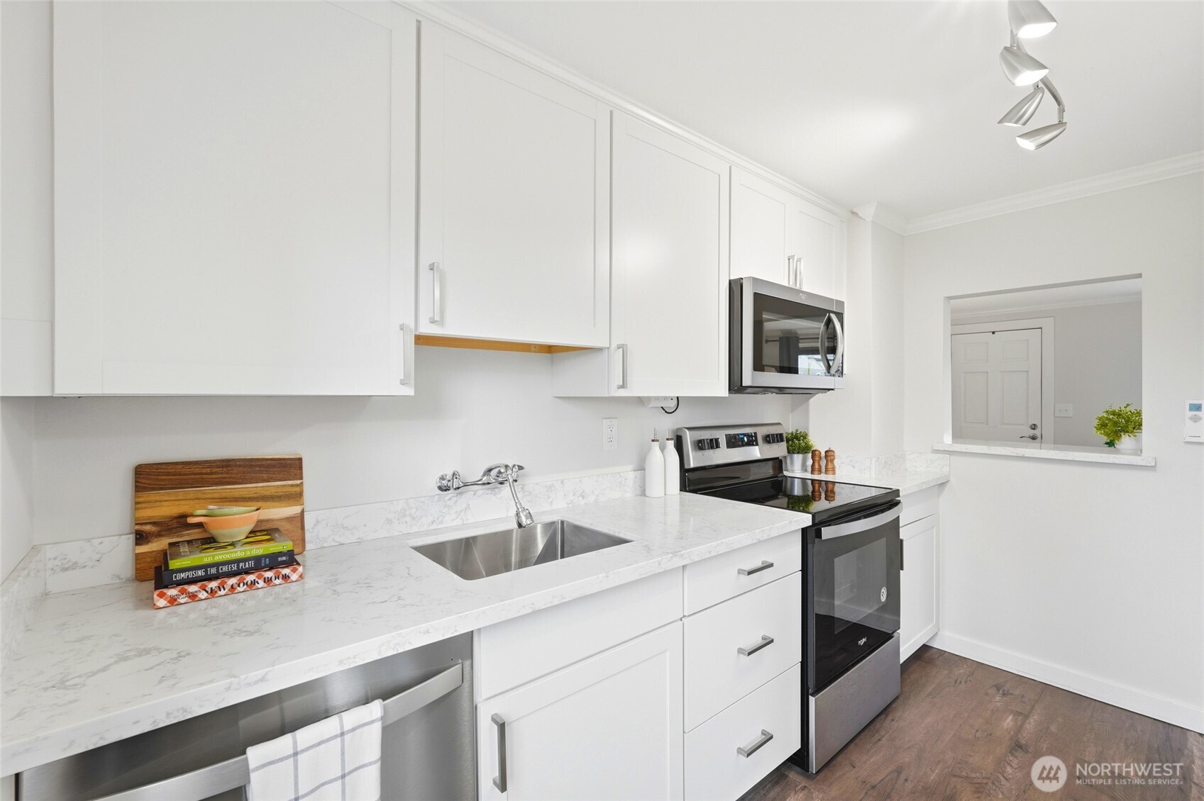 220 SW 137th St , Burien, WA 98166