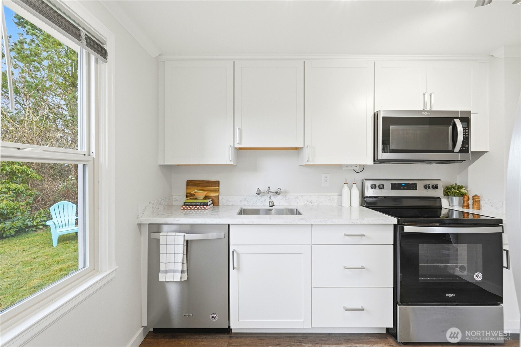 220 SW 137th St , Burien, WA 98166