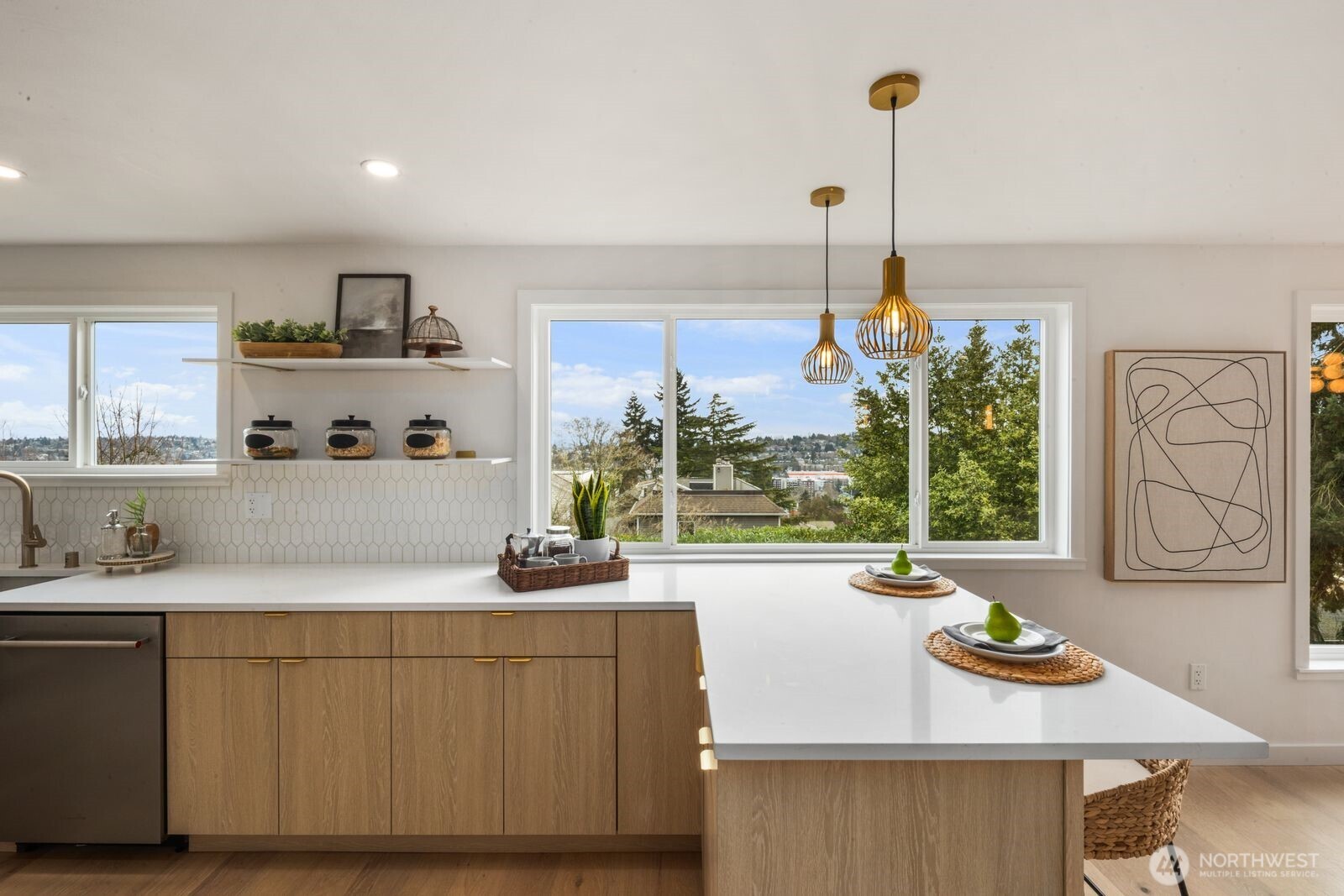 3232 26th Avenue W, Seattle, WA 98199