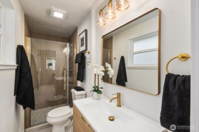 3232 26th Avenue W, Seattle, WA 98199 - Photo 13