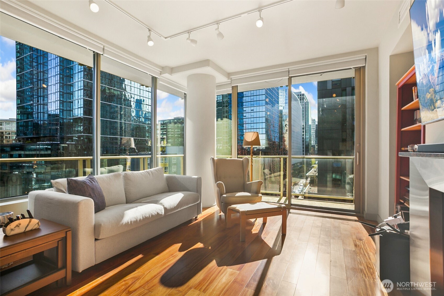 910 Lenora Street #903, Seattle, WA 98121