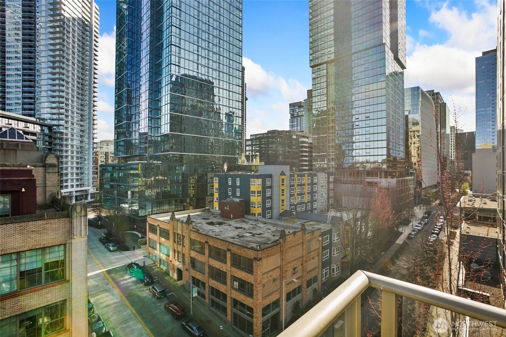 910 Lenora Street #903, Seattle, WA 98121