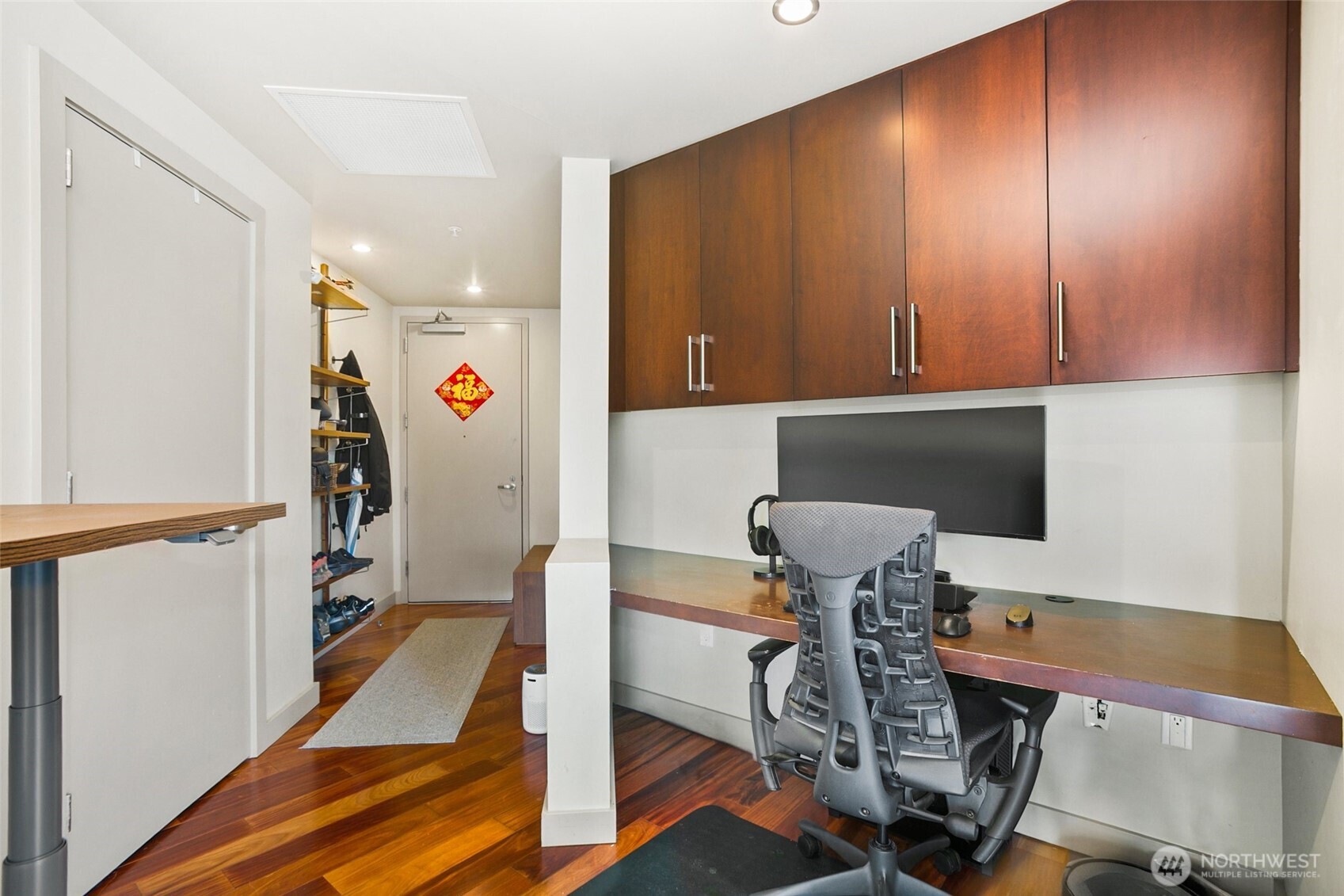 910 Lenora Street #903, Seattle, WA 98121