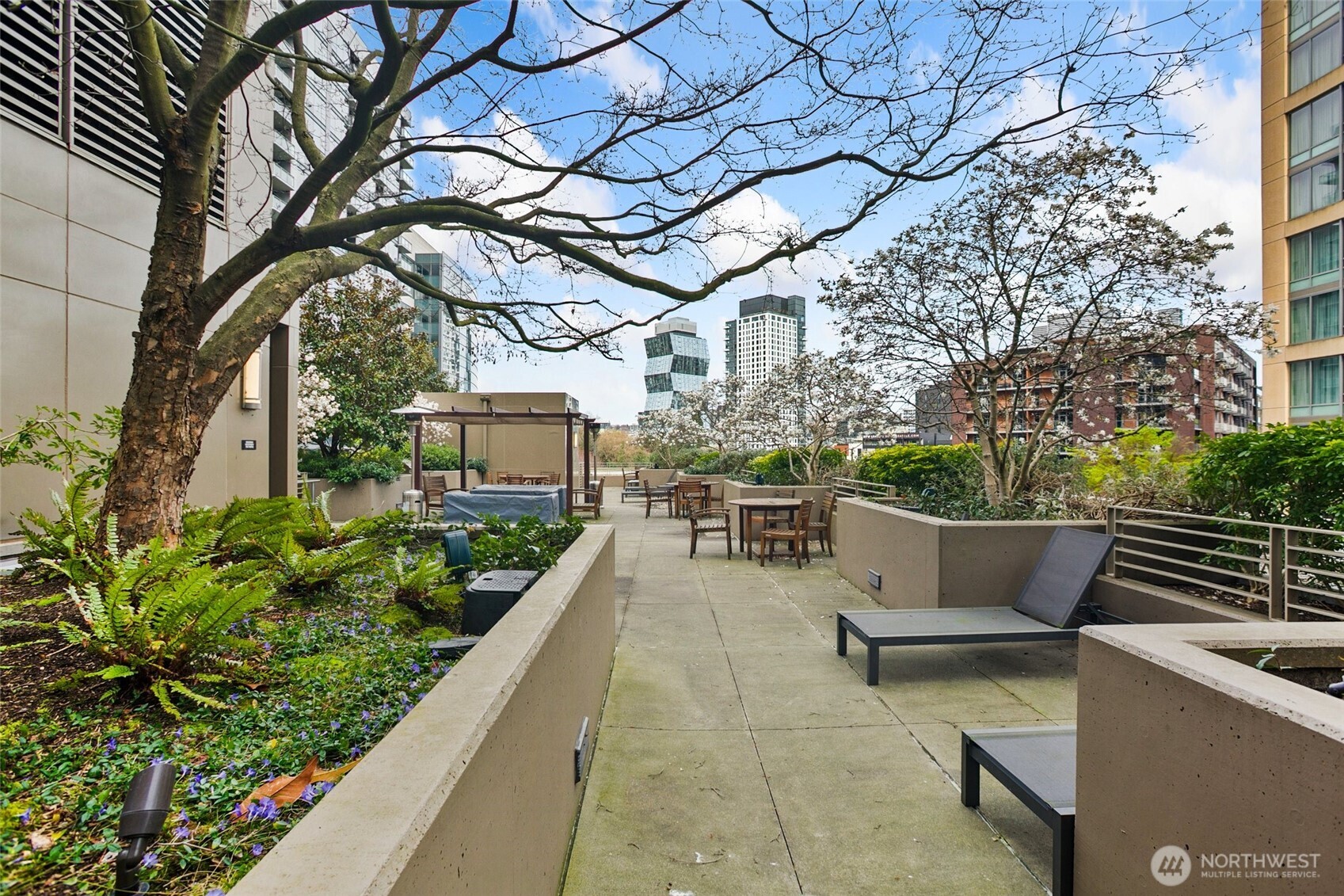 910 Lenora Street #903, Seattle, WA 98121