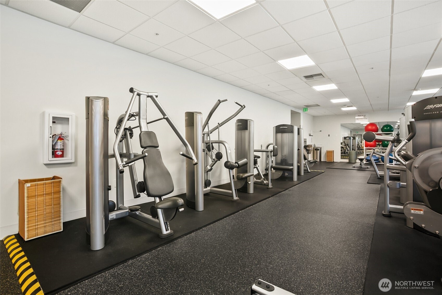 910 Lenora Street #903, Seattle, WA 98121