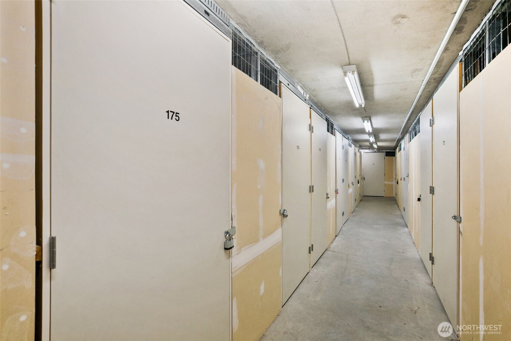 910 Lenora Street #903, Seattle, WA 98121