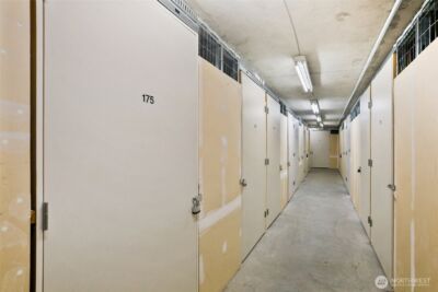 910 Lenora Street #903, Seattle, WA 98121 - Photo 34