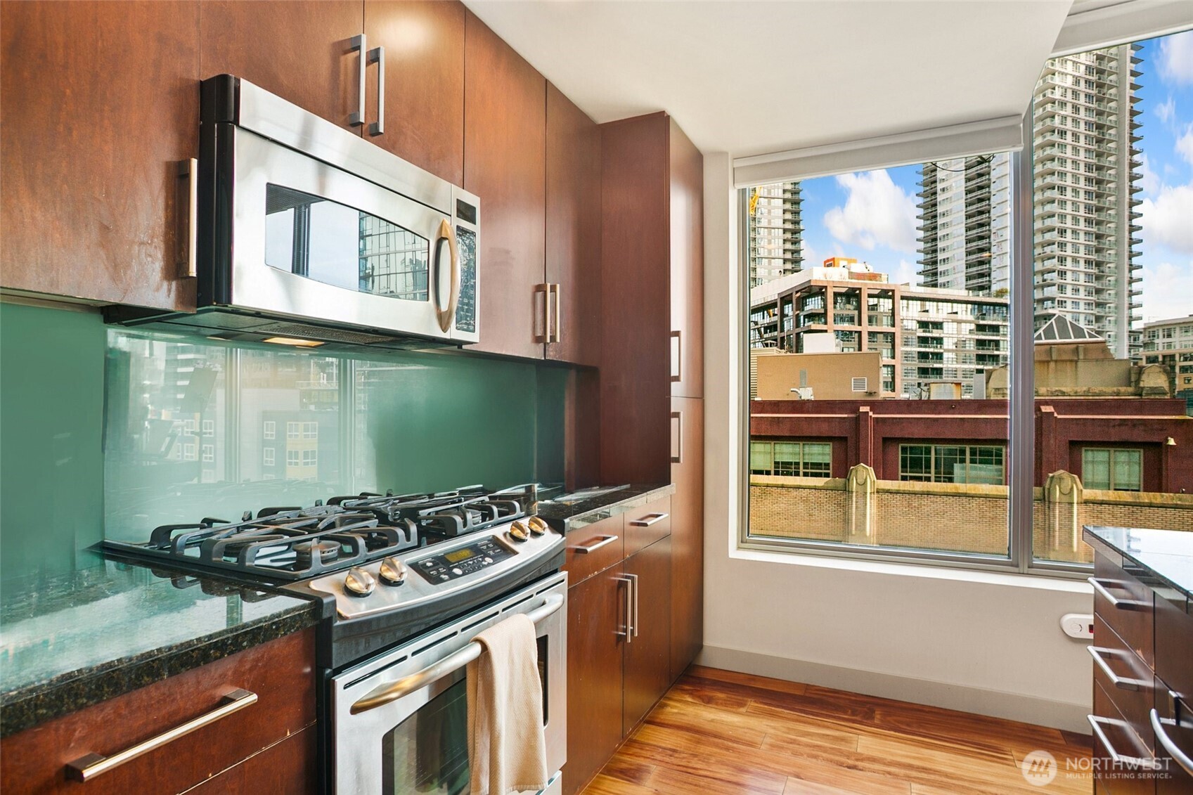 910 Lenora Street #903, Seattle, WA 98121