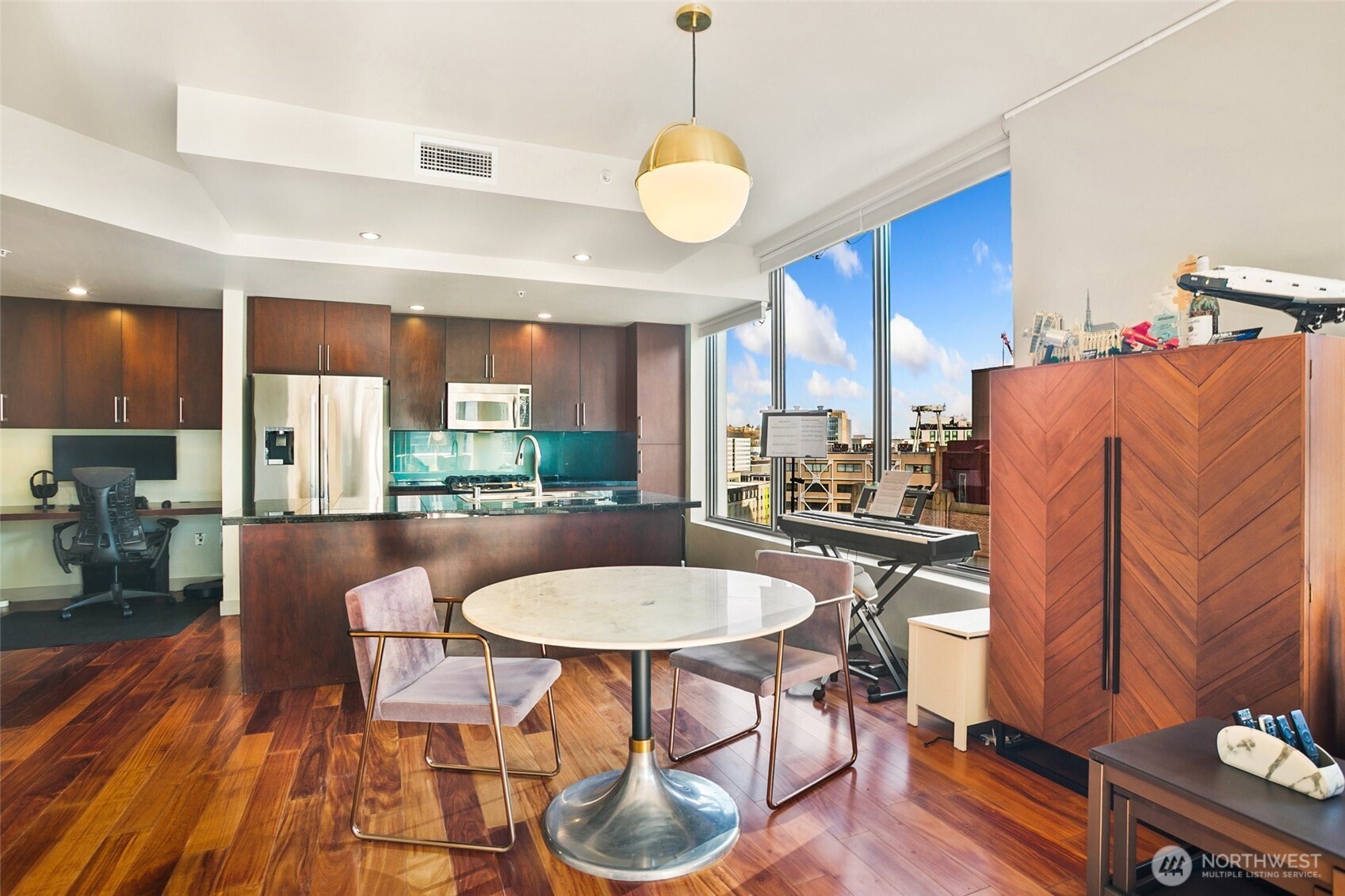 910 Lenora Street #903, Seattle, WA 98121