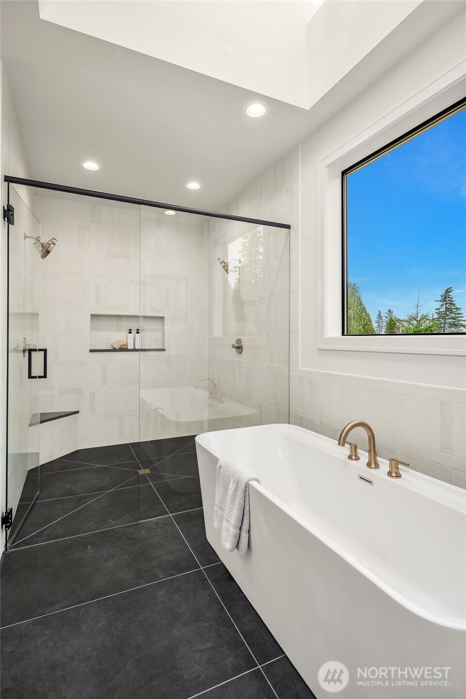 1212 169th Place NE, Bellevue, WA 98008