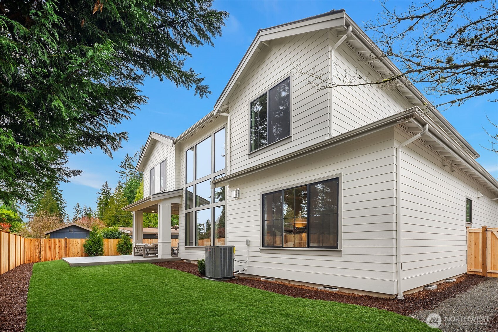 1212 169th Place NE, Bellevue, WA 98008