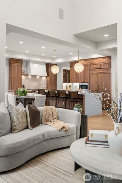 1212 169th Place NE, Bellevue, WA 98008 - Photo 5
