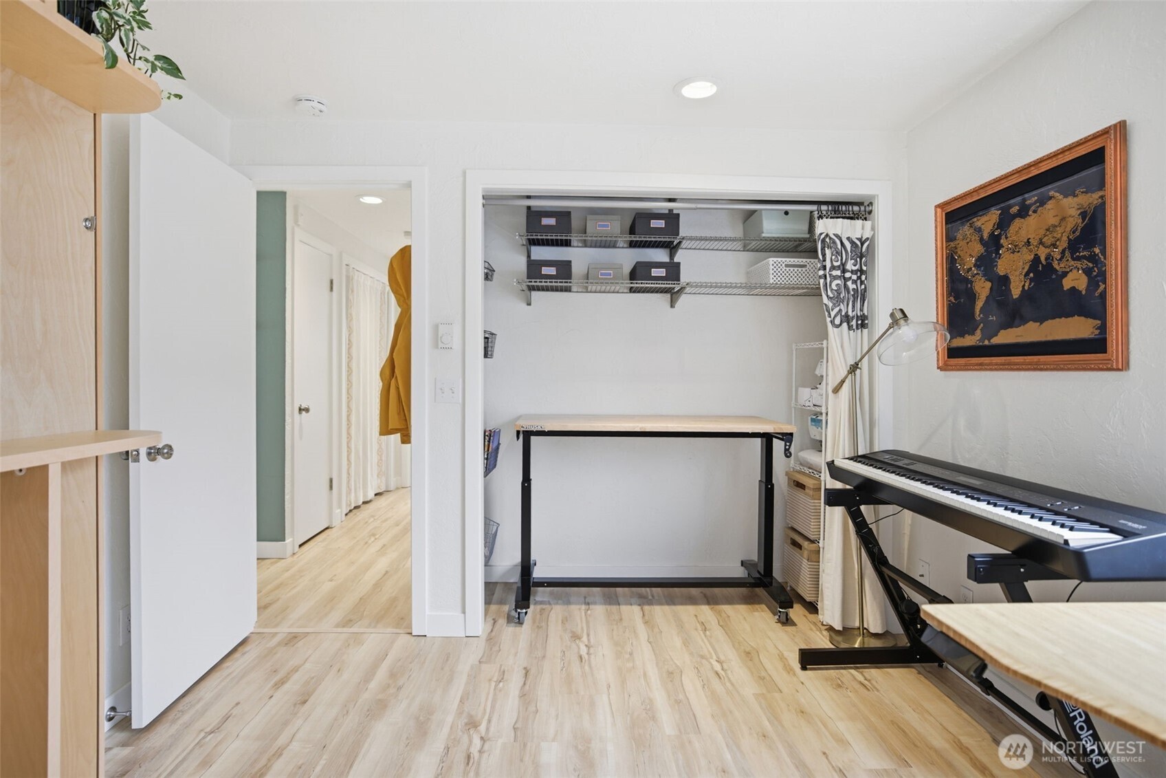 5642 California Avenue SW #3, Seattle, WA 98136