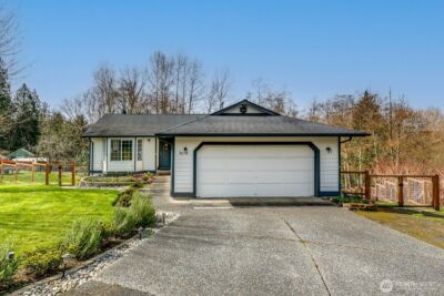 8618 74th Drive NE, Marysville, WA 98270