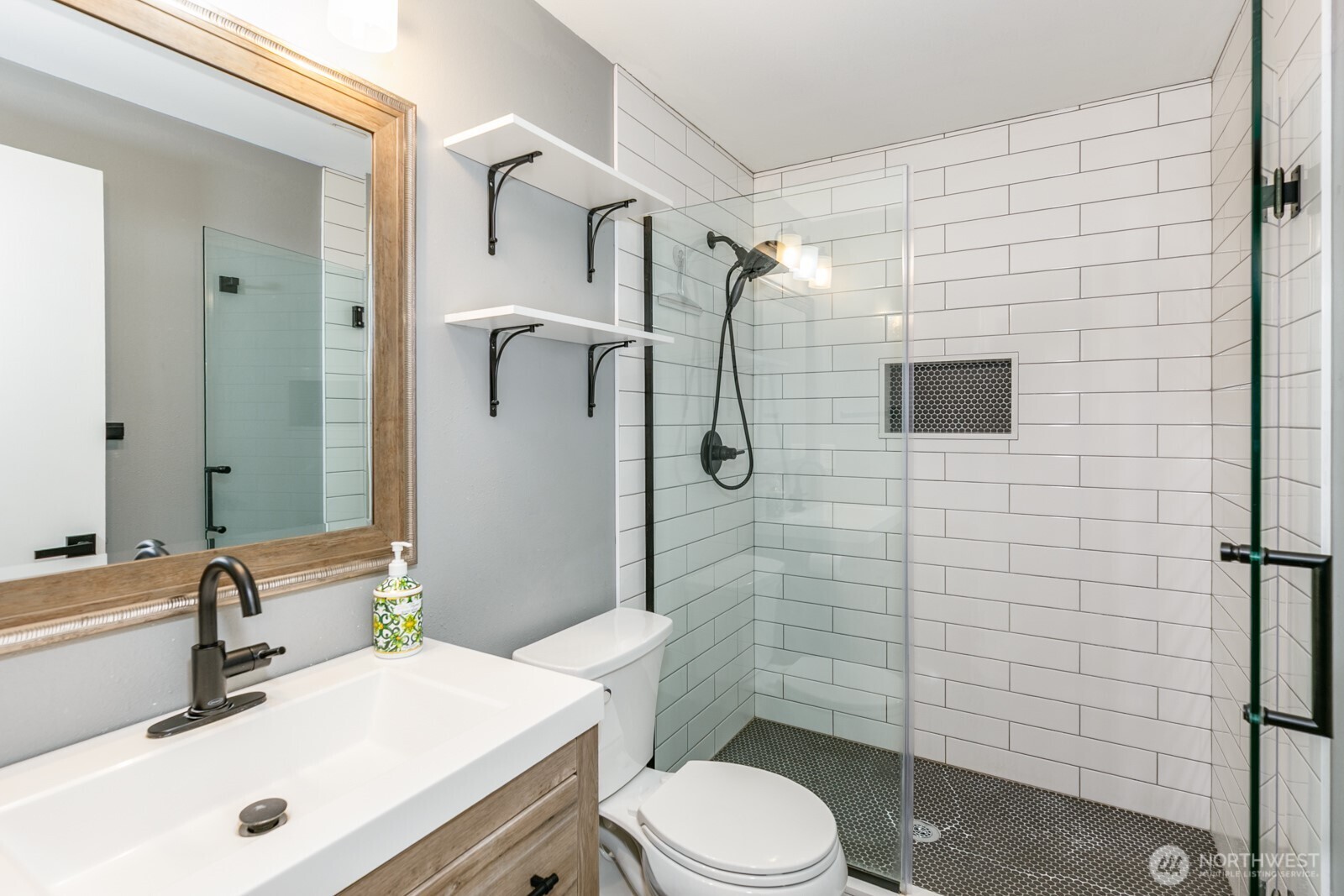 8618 74th Drive NE, Marysville, WA 98270