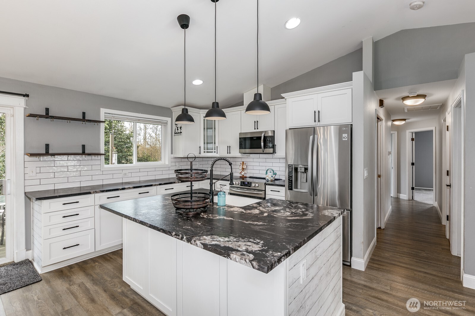 8618 74th Drive NE, Marysville, WA 98270