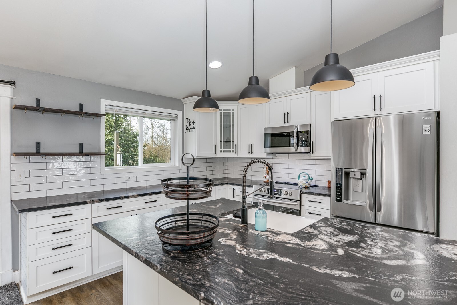 8618 74th Drive NE, Marysville, WA 98270