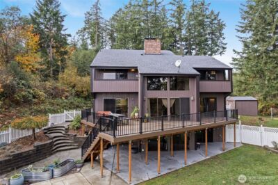 1048 12th Avenue , Fox Island, WA 98333