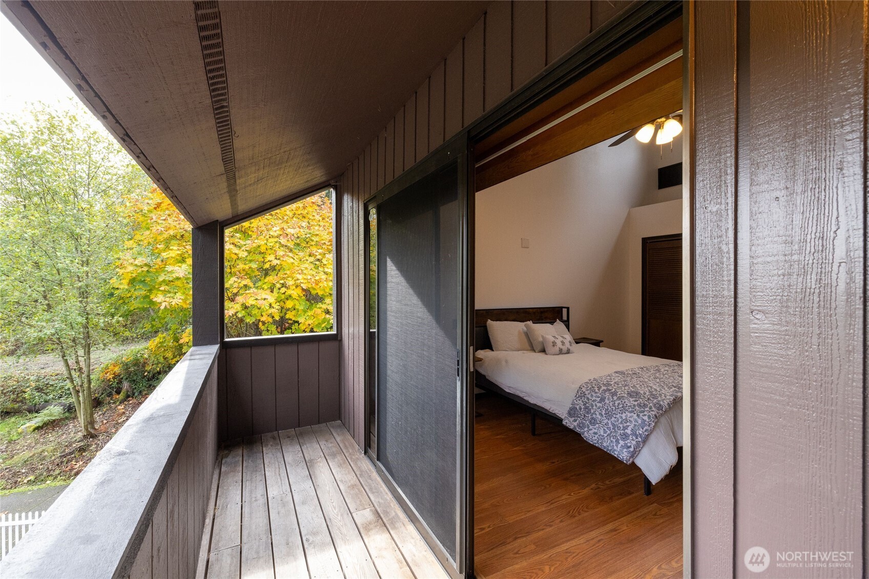 1048 12th Avenue , Fox Island, WA 98333