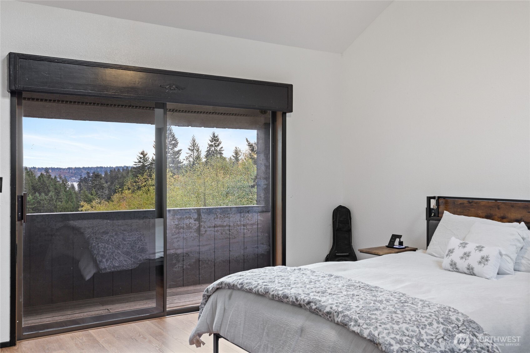 1048 12th Avenue , Fox Island, WA 98333