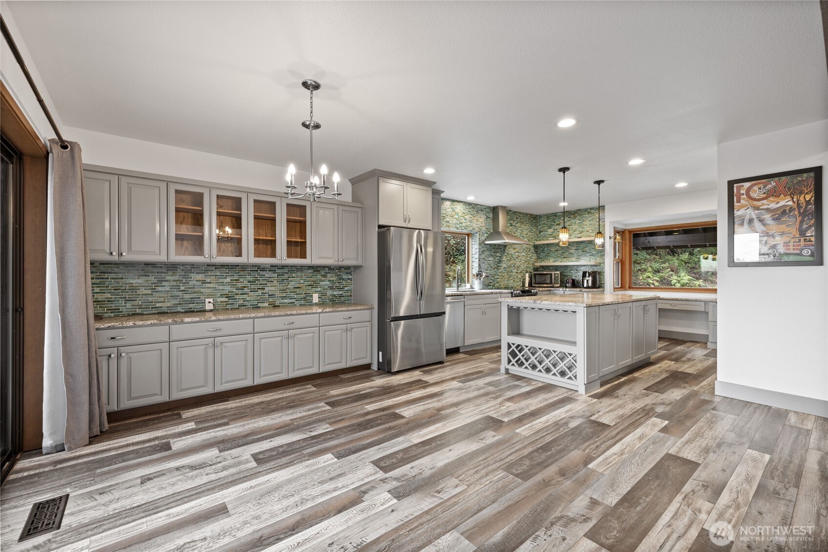 1048 12th Avenue , Fox Island, WA 98333