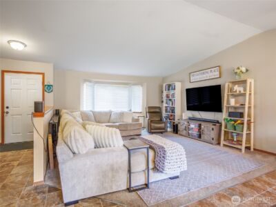 21710 147th Street E, Bonney Lake, WA 98391 - Photo 7