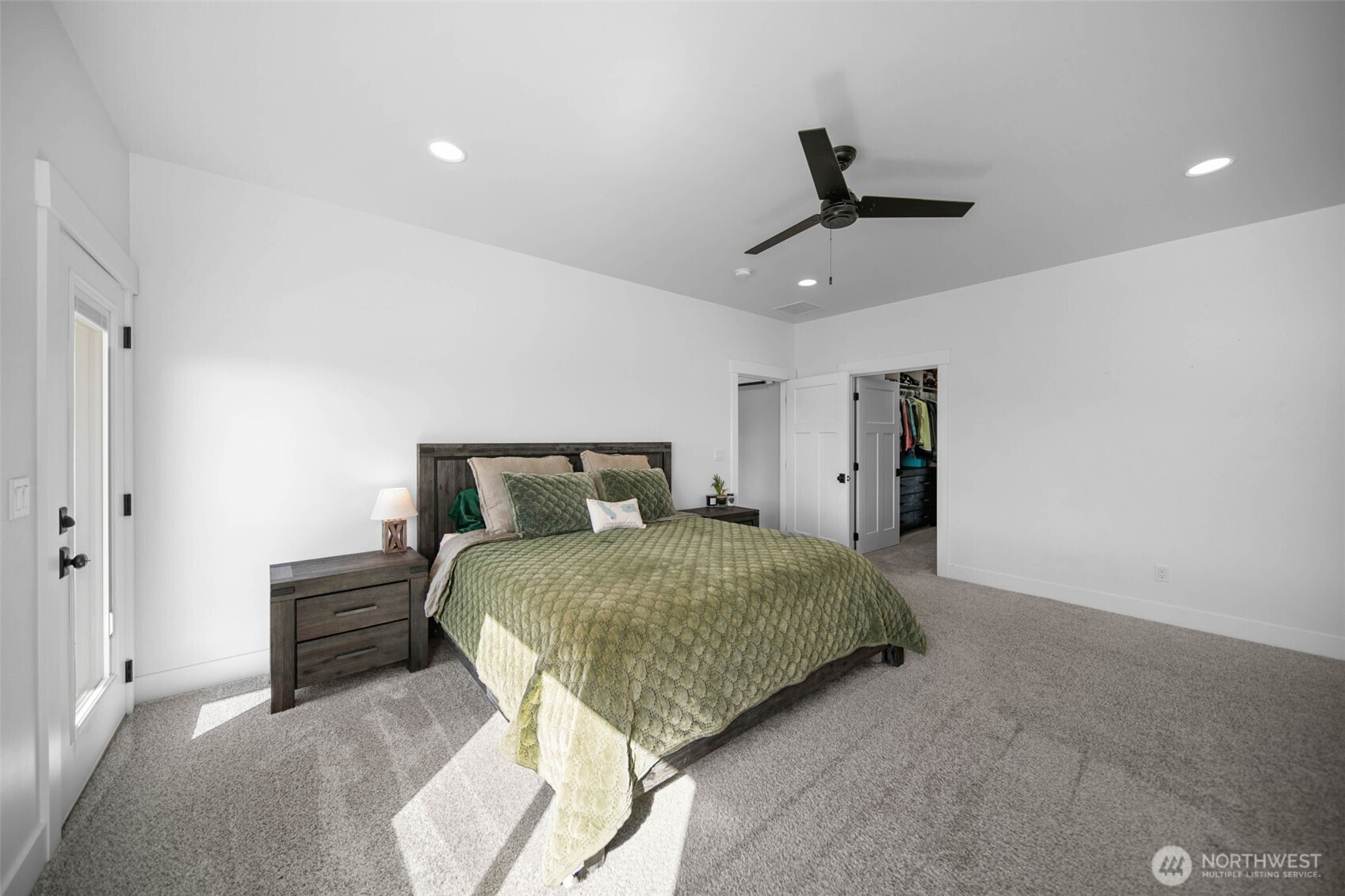 885 Autumn Crest Drive , Wenatchee, WA 98801