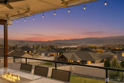 885 Autumn Crest Drive , Wenatchee, WA 98801 - Photo 2