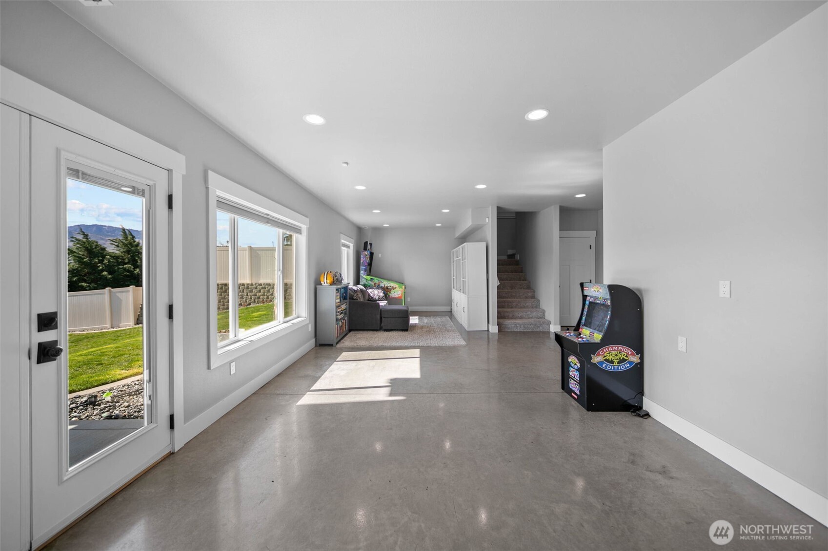 885 Autumn Crest Drive , Wenatchee, WA 98801
