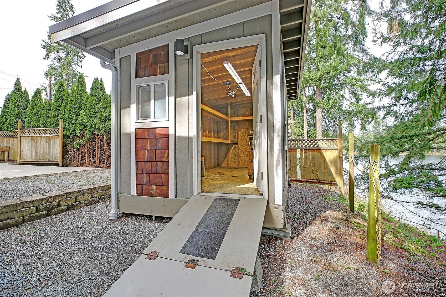 18727 Lakewood Road , Stanwood, WA 98292