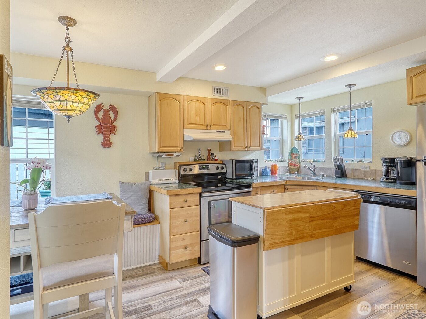 4836 Willow Drive , Blaine, WA 98230