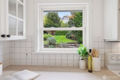 5956 37th Avenue SW, Seattle, WA 98126 - Photo 17