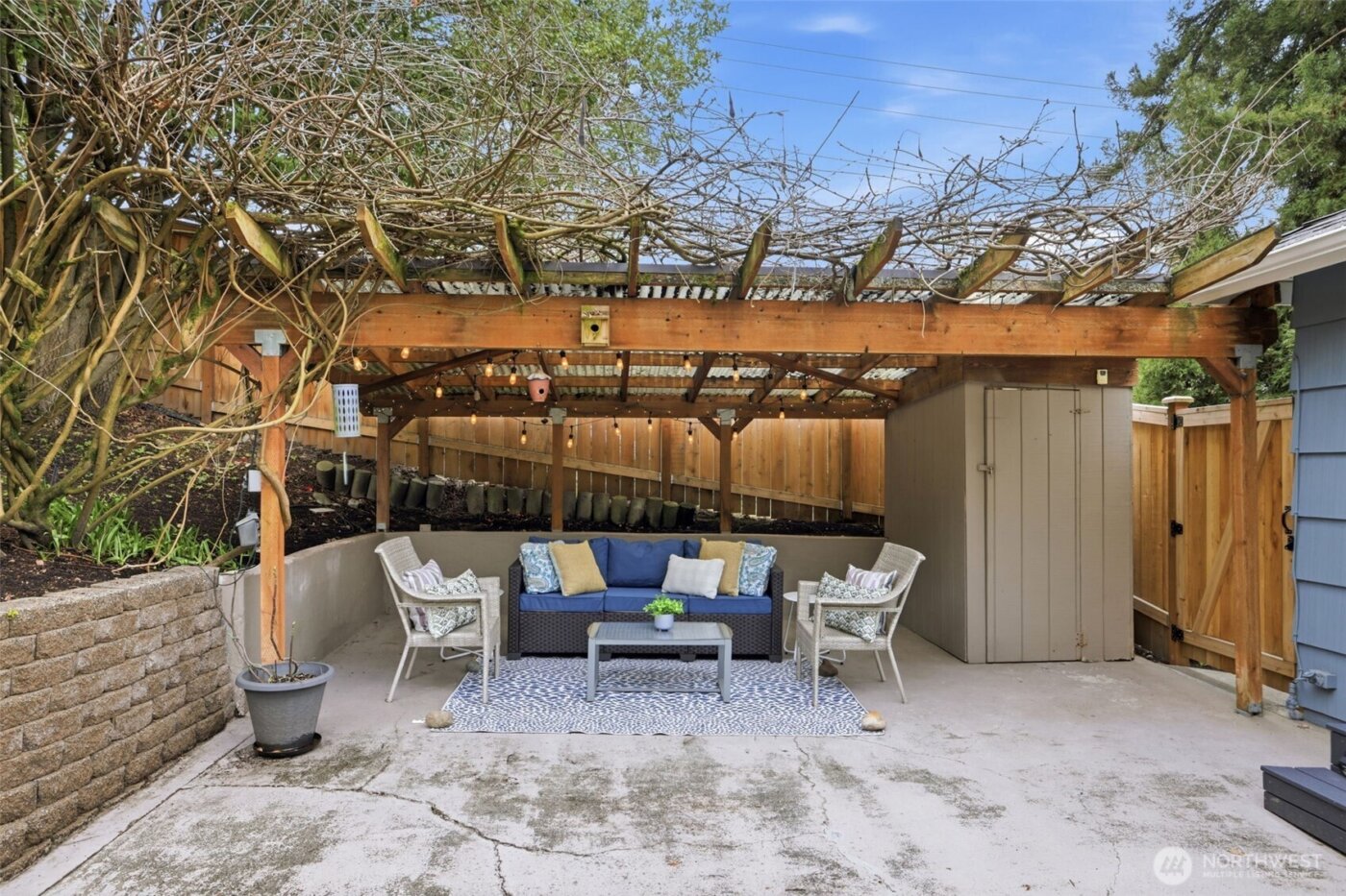 5956 37th Avenue SW, Seattle, WA 98126