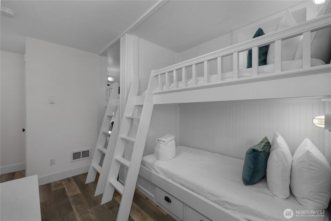 73 Sellwood Lane , Pacific Beach, WA 98571