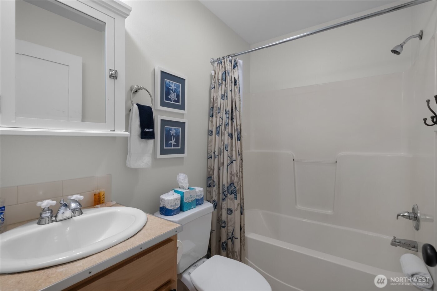 73 Sellwood Lane , Pacific Beach, WA 98571