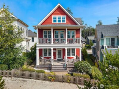 18 Hidden Cove Loop , Pacific Beach, WA 98571