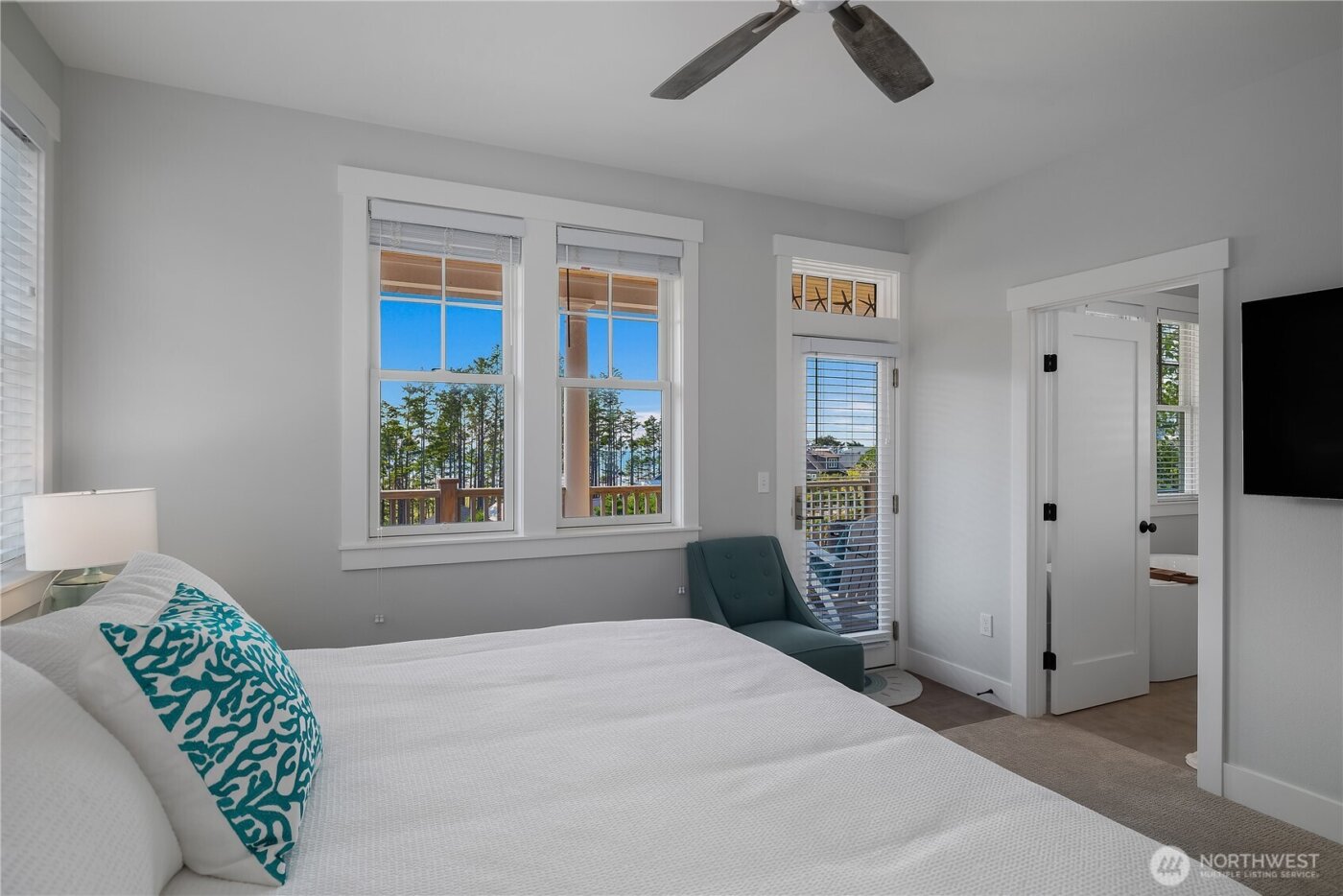 18 Hidden Cove Loop , Pacific Beach, WA 98571