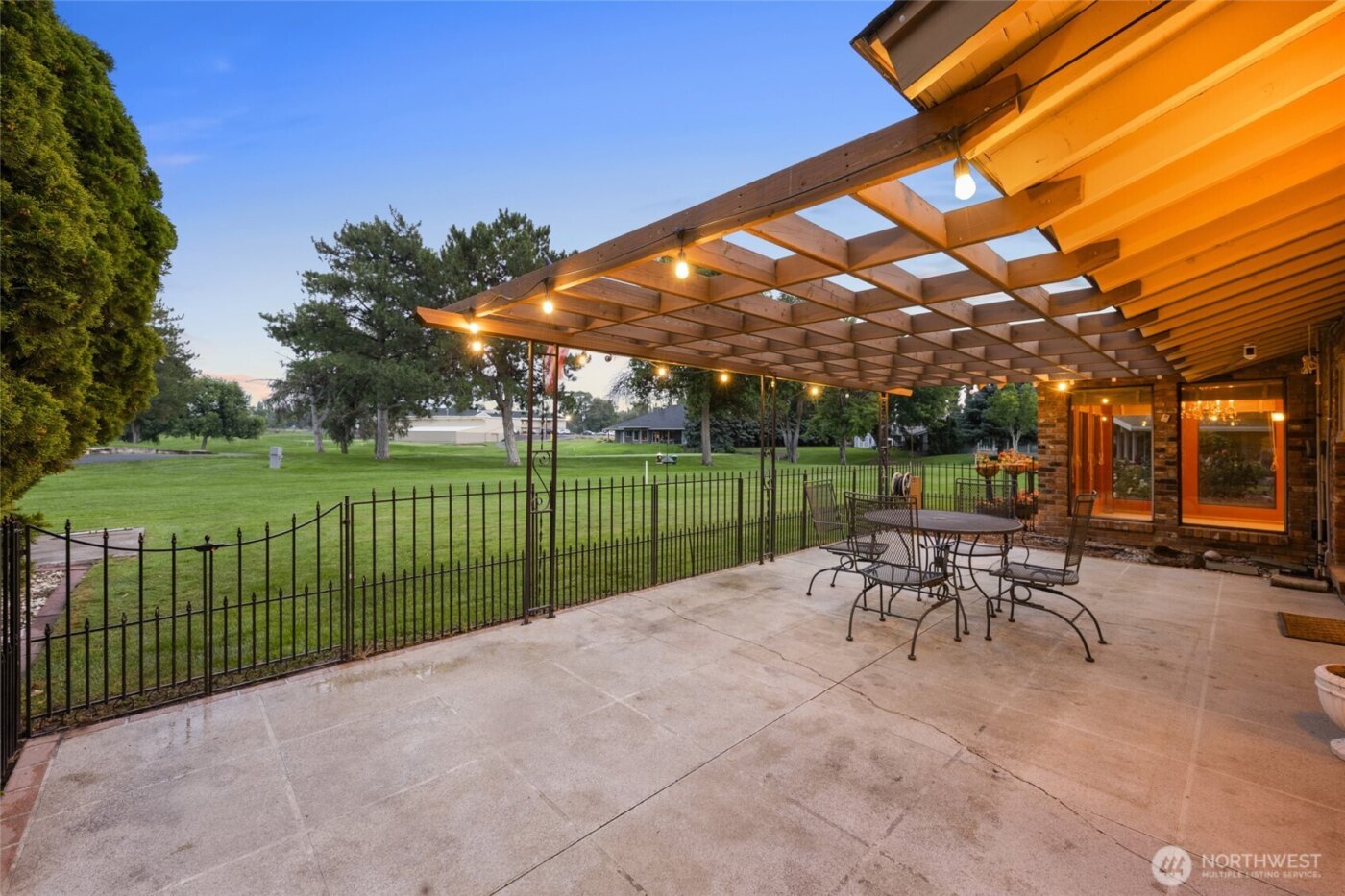 1255 Fairway Drive , Moses Lake, WA 98837