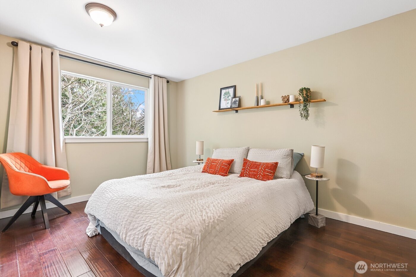 15220 48th Avenue W, Edmonds, WA 98026