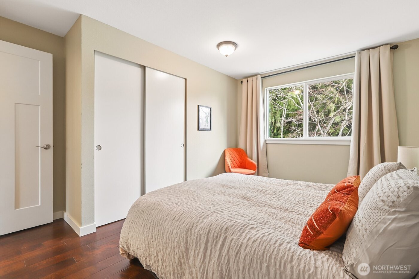 15220 48th Avenue W, Edmonds, WA 98026