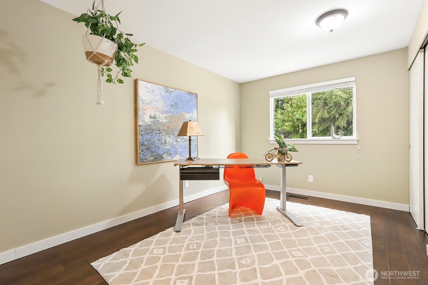 15220 48th Avenue W, Edmonds, WA 98026