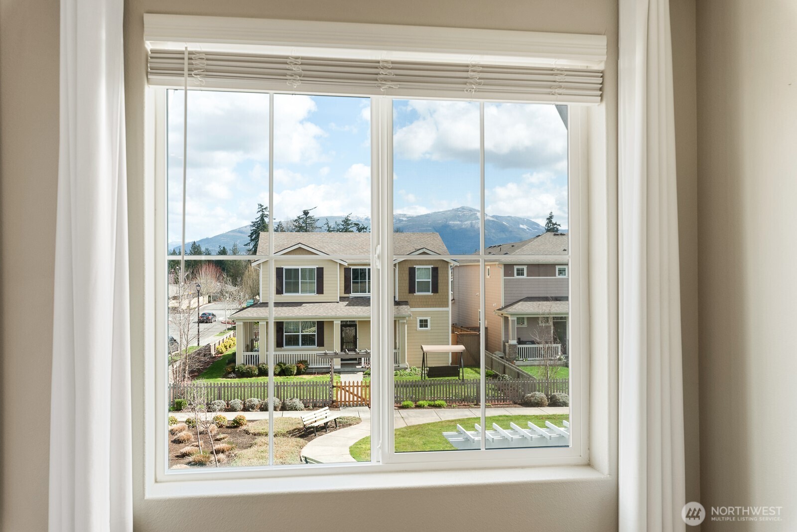 3246 Scotland Alley , Mount Vernon, WA 98273